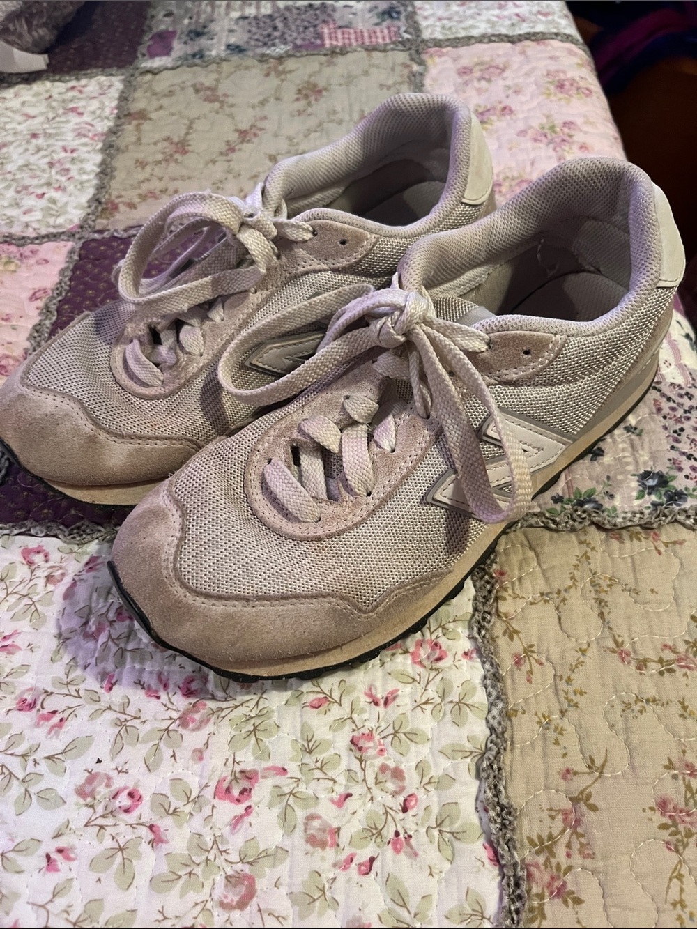 New Balance Women's Sneakers in Light Taupe and Beige